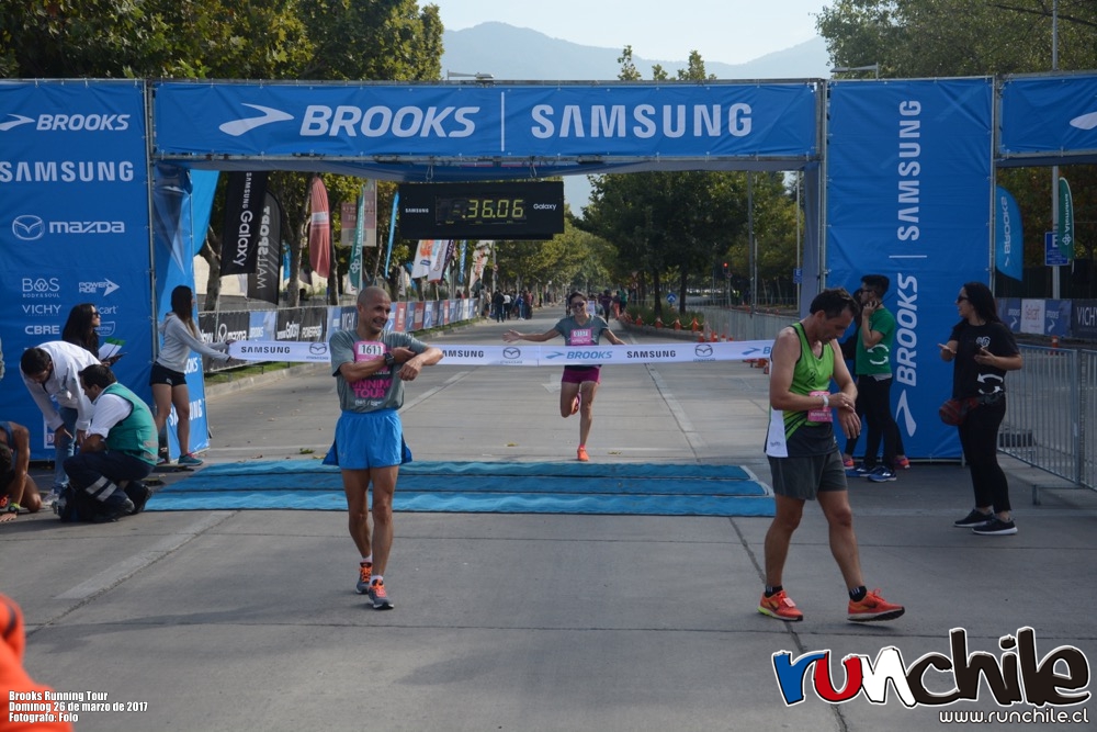 Imagen_Noticia_Samuel_y_Clara_Morales_ganaron_la_Corrida_Brooks_03
