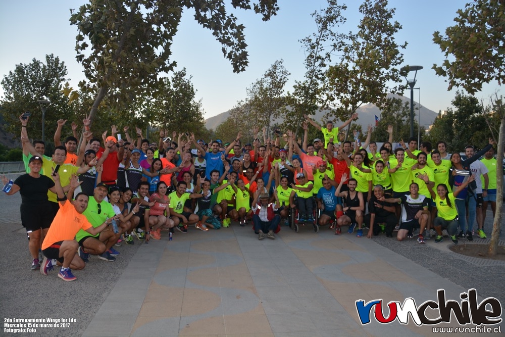 Imagen_Noticia_Vale_Carvallo_y_Cesar_Diaz_ayudaron_a_prepararse_para_Wings_for_Life_World_Run_04